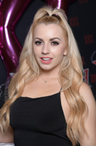 Lexi Belle Net worth, Age, Relations, Biography and Family